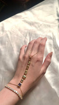 Stones Handchain