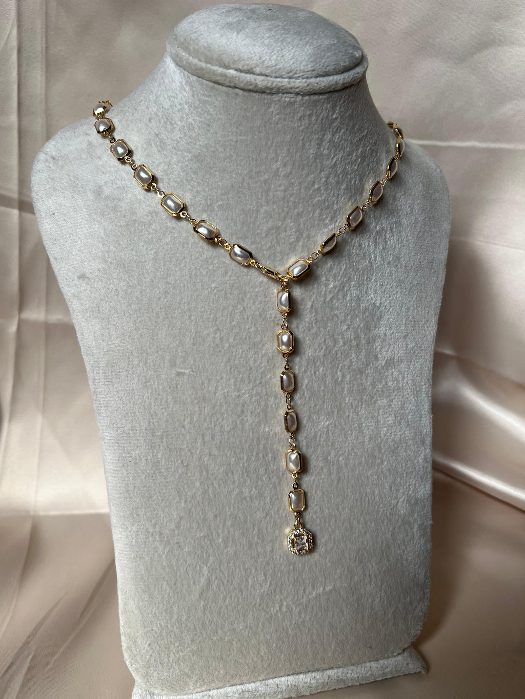 Pearl Luxe Necklace